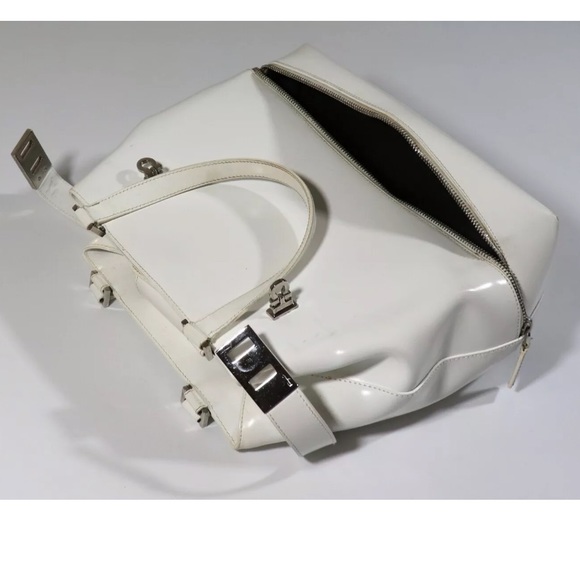 Authentic limited edition Rare Salvatore Ferragamo white leathr satchel - Picture 6 of 8